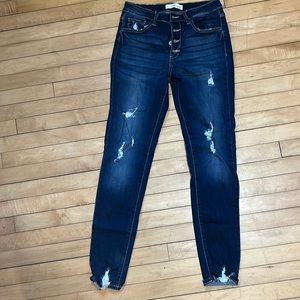 Button fly, hi rise, skinny jeans by KanCan. Size 9/28